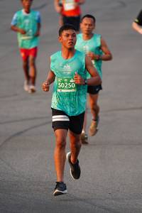 BIB: 50250
                            <button type="button" onclick="openModal(10505261)" class="btn btn-primary btn-sm float-right btn-popup" data-toggle="modal" data-target=".modal-high-quality">
                        <i class="fas fa-shopping-cart"></i> Add to Cart
                    </button>
                                            <button type="button" onclick="isThisMe(10505261, true)" class="btn btn-success btn-sm float-right btn-popup btn-isme hidden" data-toggle="tooltip" data-placement="bottom" title="นี่คือรูปของคุณใช่ไหม คลิกที่นี่เพื่อเอาเข้าอัลบั้ม">
                        <i class="fas fa-plus"></i> Add to album
                    </button>
                    <button type="button" onclick="isThisMe(10505261, false)" class="btn btn-warning btn-sm float-right btn-popup btn-isnotme hidden">
                        <i class="fas fa-ban"></i> Remove from album
                    </button>